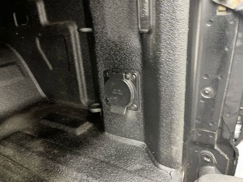 Used 2019 GMC Sierra 1500 AT4 image 32