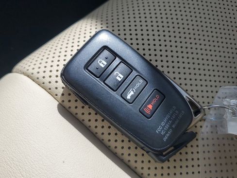 Used 2022 Lexus RX 350 350 w/ Premium Package image 28