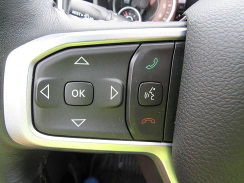 Used 2022 RAM 1500 Big Horn AWD/4WD image 23