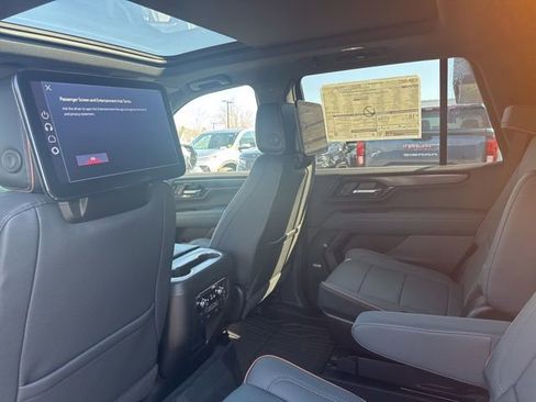 New 2026 GMC Yukon AT4 AWD/4WD image 16