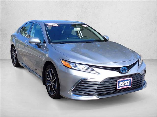 Certified 2024 Toyota Camry XLE w/ Cold Weather Package FWD image 6
