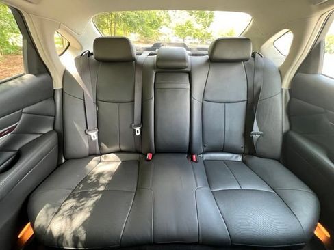 Used 2017 INFINITI Q70 L 3.7 AWD/4WD image 24