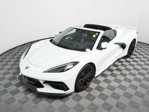 Used 2024 Chevrolet Corvette Stingray Preferred Cpe w/ Z51 Performance Package RWD image 30