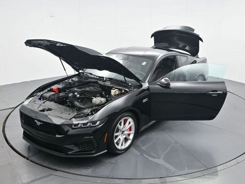 Used 2024 Ford Mustang GT Premium RWD image 26