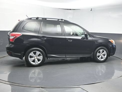 Used 2015 Subaru Forester 2.5i Premium w/ All-Weather Package AWD/4WD image 8