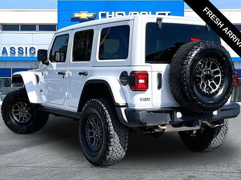 Used 2022 Jeep Wrangler Unlimited Rubicon w/ Xtreme Recon 35" Tire Package AWD/4WD image 3