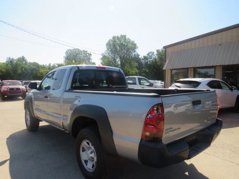 Used 2015 Toyota Tacoma PreRunner w/ Convenience Package RWD image 7