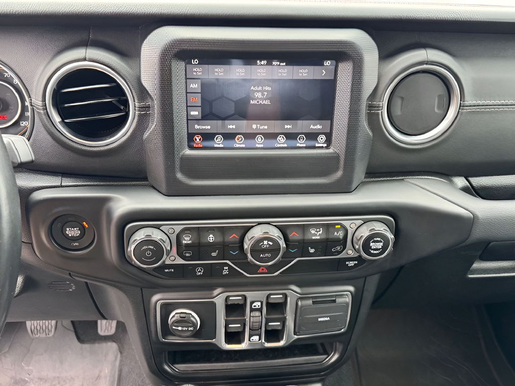 Used 2021 Jeep Gladiator Overland w/ LED Lighting Group AWD/4WD image 23