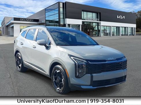 Certified 2026 Kia Sportage EX w/ EX Panorama Roof Package FWD image 1