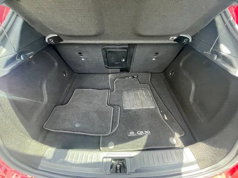 Used 2019 INFINITI QX30 AWD w/ Navigation Package image 29
