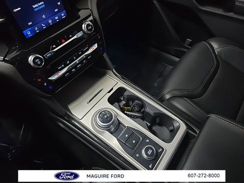 Used 2022 Ford Explorer ST w/ ST Street Pack image 30