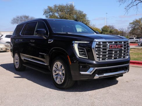 Used 2025 GMC Yukon Denali image 6