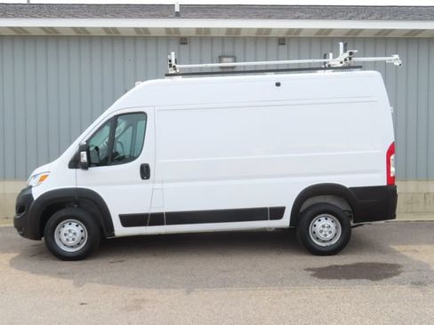 Used 2023 RAM ProMaster 1500 FWD image 8