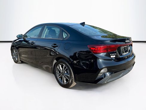 Used 2023 Kia Forte LXS image 5