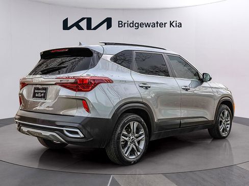 Used 2023 Kia Seltos S image 7