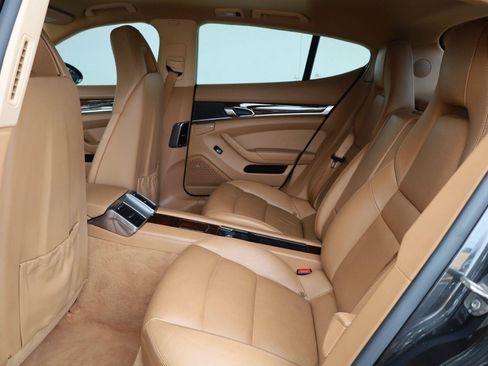 Used 2011 Porsche Panamera 4 AWD/4WD image 20