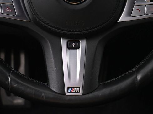 Used 2020 BMW 750i xDrive w/ M Sport Package AWD/4WD image 28