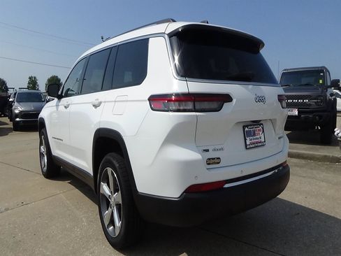 Used 2021 Jeep Grand Cherokee L Limited AWD/4WD image 8