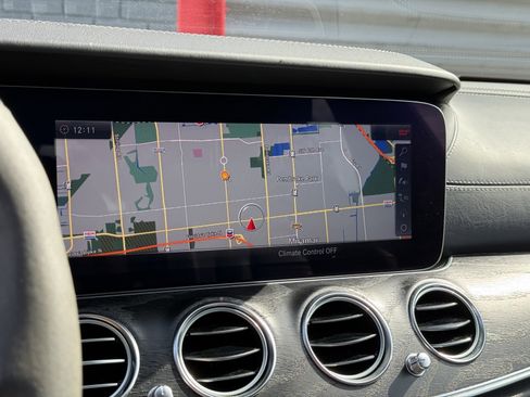 Used 2018 Mercedes-Benz E 63 AMG S image 20