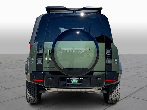 New 2026 Land Rover Defender 110 X-Dynamic SE AWD/4WD image 4