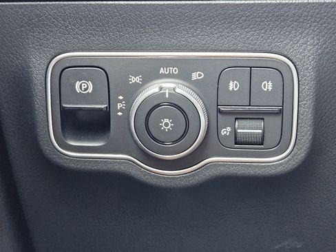 Certified 2025 Mercedes-Benz GLA 250 GLA 250 image 23