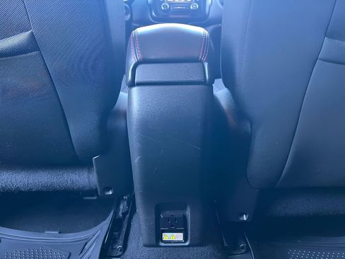 Used 2017 Jeep Renegade Trailhawk image 20