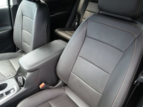 Used 2021 Chevrolet Equinox LT AWD/4WD image 11