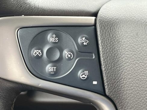 Used 2020 GMC Yukon XL Denali w/ Denali Premium Package image 32