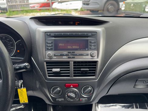 Used 2011 Subaru Impreza 2.5i AWD/4WD image 20