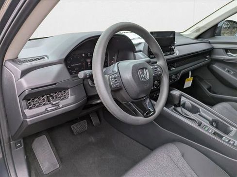 New 2025 Honda Accord SE image 10