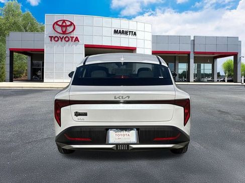 Used 2025 Kia K4 EX image 27