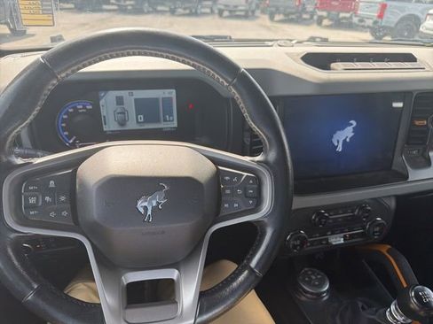 Used 2023 Ford Bronco Badlands AWD/4WD image 11
