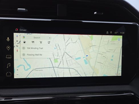 Used 2024 GMC Sierra 1500 AT4 w/ Technology Package image 3