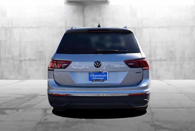 Certified 2022 Volkswagen Tiguan S w/ Driver Assistance Package AWD/4WD image 6