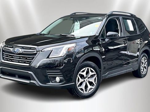 Certified 2023 Subaru Forester Premium image 3