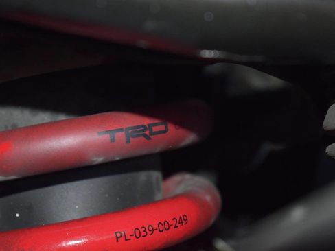 Used 2017 Toyota Tacoma TRD Pro AWD/4WD image 39