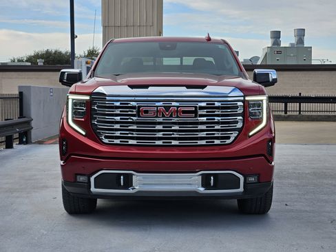Used 2024 GMC Sierra 1500 Denali w/ Technology Package image 6
