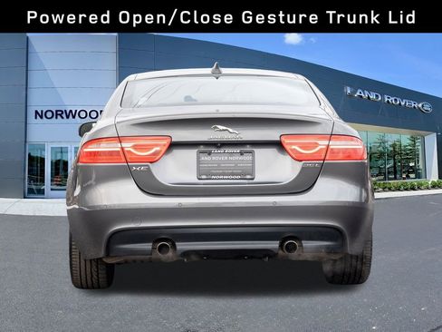 Used 2019 Jaguar XE R-Sport image 5