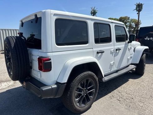 Used 2024 Jeep Wrangler Unlimited Sahara AWD/4WD image 5
