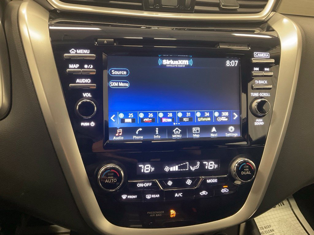 Used 2015 Nissan Murano SL AWD/4WD image 16