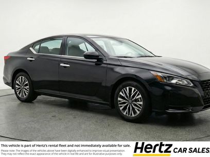 Used 2025 Nissan Altima 2.5 SV