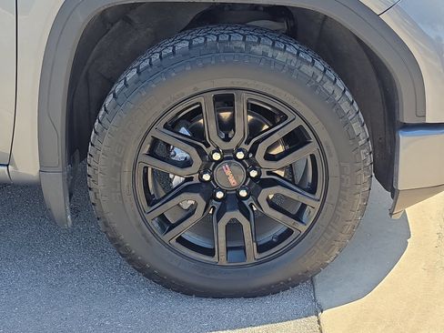 Used 2022 GMC Sierra 1500 Elevation RWD image 28