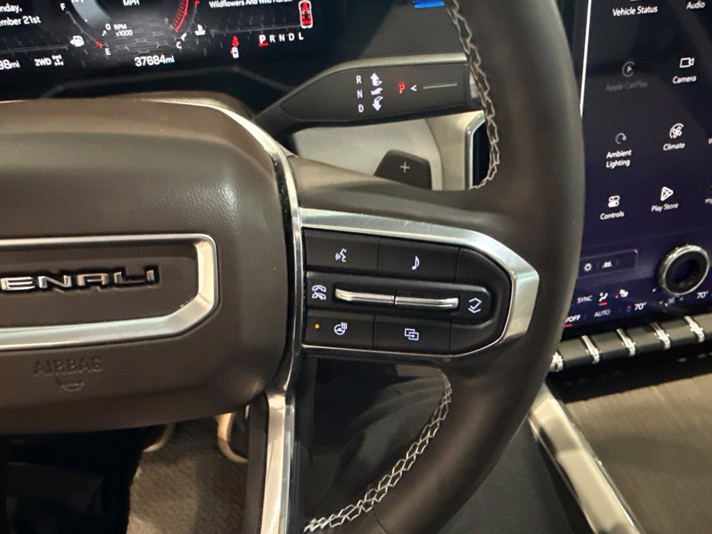 Used 2024 GMC Acadia Denali w/ LPO, Floor Liner Package AWD/4WD image 33
