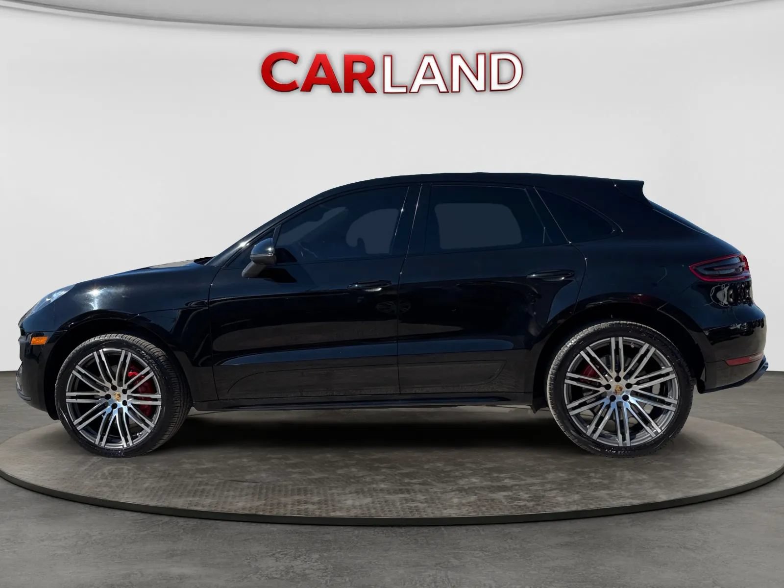 Used 2015 Porsche Macan Turbo AWD/4WD image 2