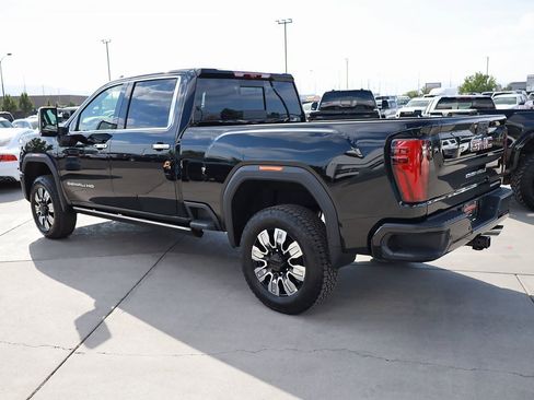 New 2026 GMC Sierra 3500 Denali w/ Technology Package image 4