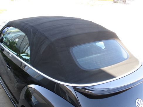 Used 2013 Volkswagen Beetle 2.5 FWD image 33