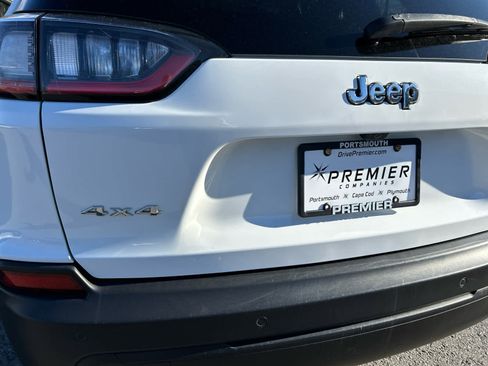 Used 2021 Jeep Cherokee Latitude Plus image 34