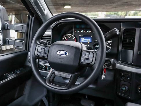 New 2026 Ford F250 XL w/ XL Chrome Package image 16