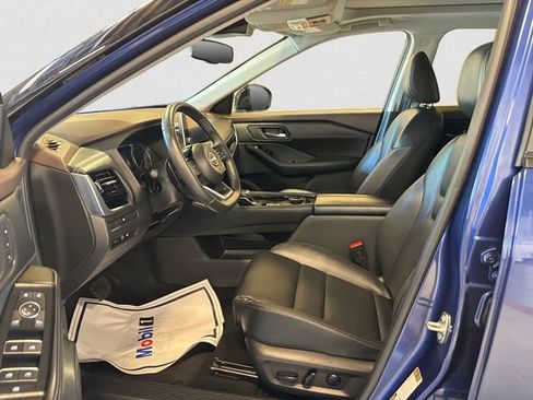 Certified 2023 Nissan Rogue SL AWD/4WD image 9