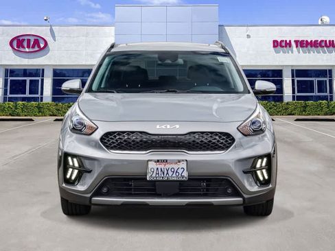 Certified 2022 Kia Niro Touring Special Edition FWD image 2